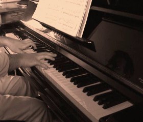 Michaël Nyman - B.O Le Journal d'Anne Franck "Candlefire"