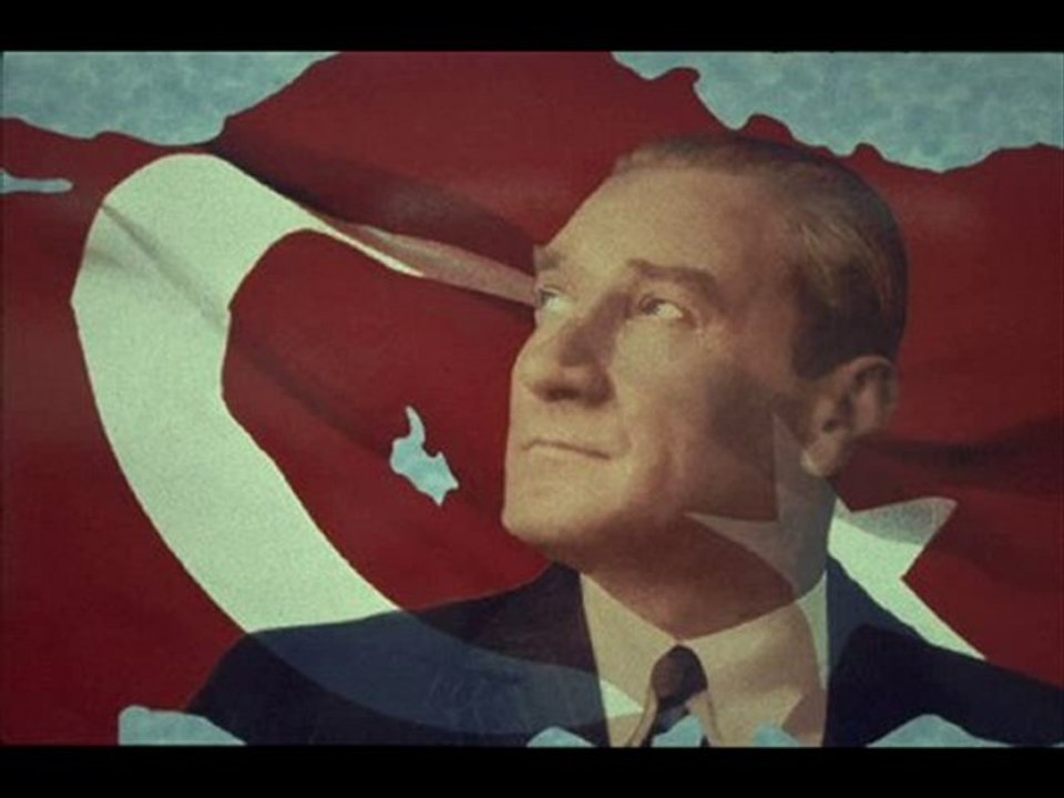 Atatürk'ün Gençliğe Hitabesi ve İstiklâl Marşı