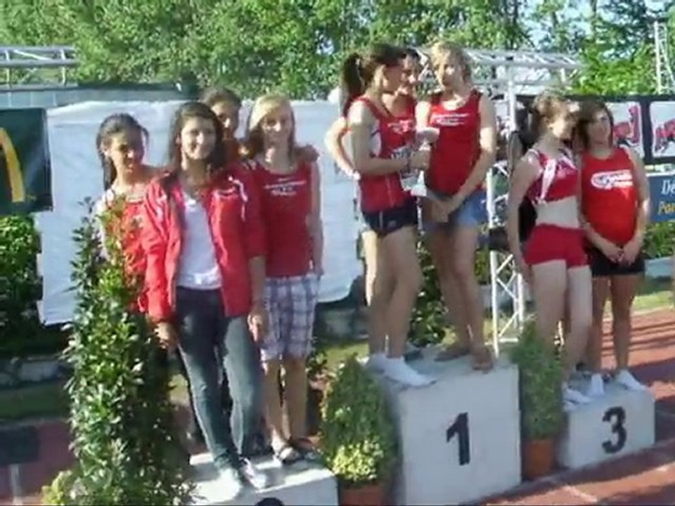 8 2 2 8 relais minime vendredi  4 juin 2010