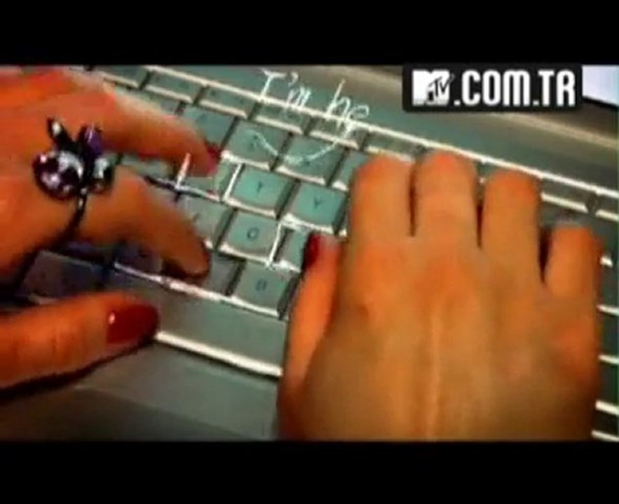 Sinem Saniye - Are We In Love