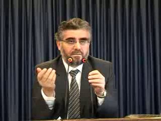 Namazda Arapça dua şart mıdır?