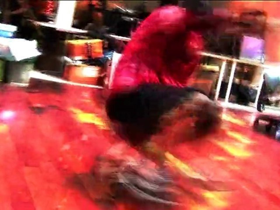 Big John - Poupée Gonflée - J'irai Loler sur vos tombes