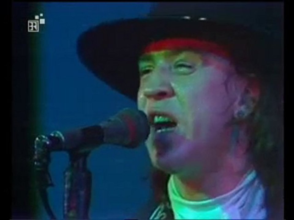stevie ray vaughn leave my little gil a long