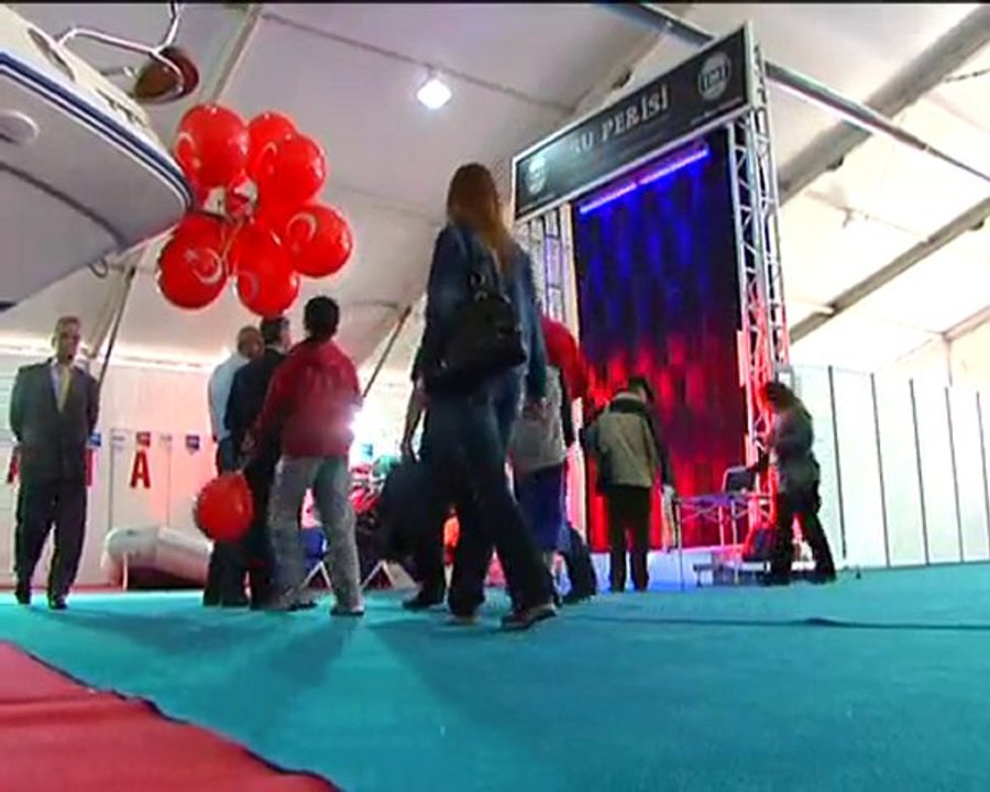digital waterfall su perisi boatshow3