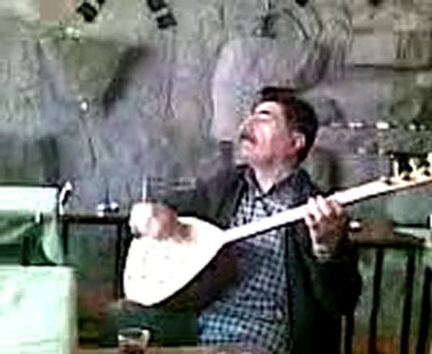 HASAN ER - AĞLAYAN ÇOK. GÜLEN AZ