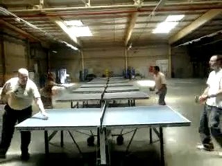 Fred, Lolo et leurs ami(e)s au ping-pong