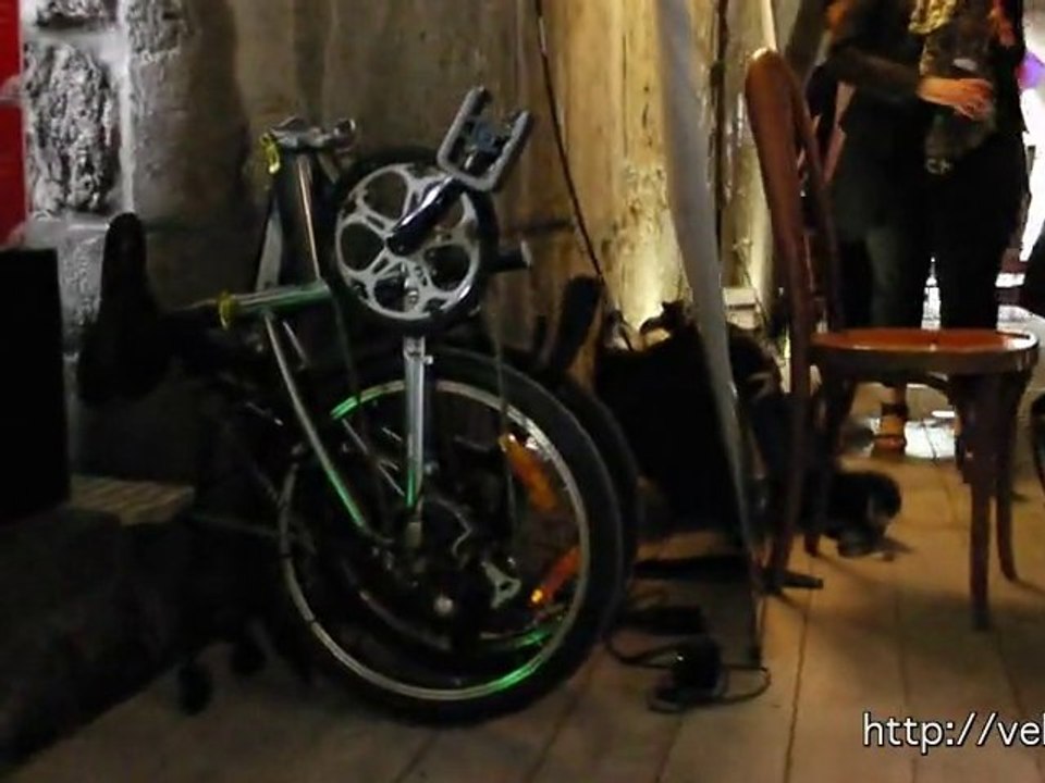 Balade avec le vélo pliant B'Twin Hoptown