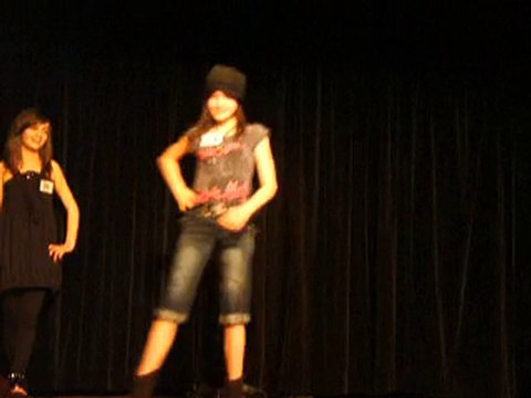 Meggan àlors de Demi finale mini miss France 11 avril 2010