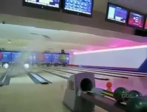 Sen bir daha bowling oynama arkadaş