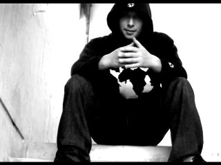 MEVEN " LE BIC PLEURE" (EXTRAIT DE LA MIXTAPE TLS )