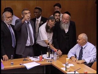 Israeli parliament defeats flotilla no-confidence motions