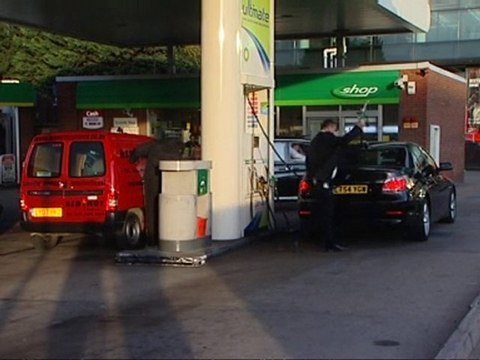 Oil rig victims' wives oppose drilling ban