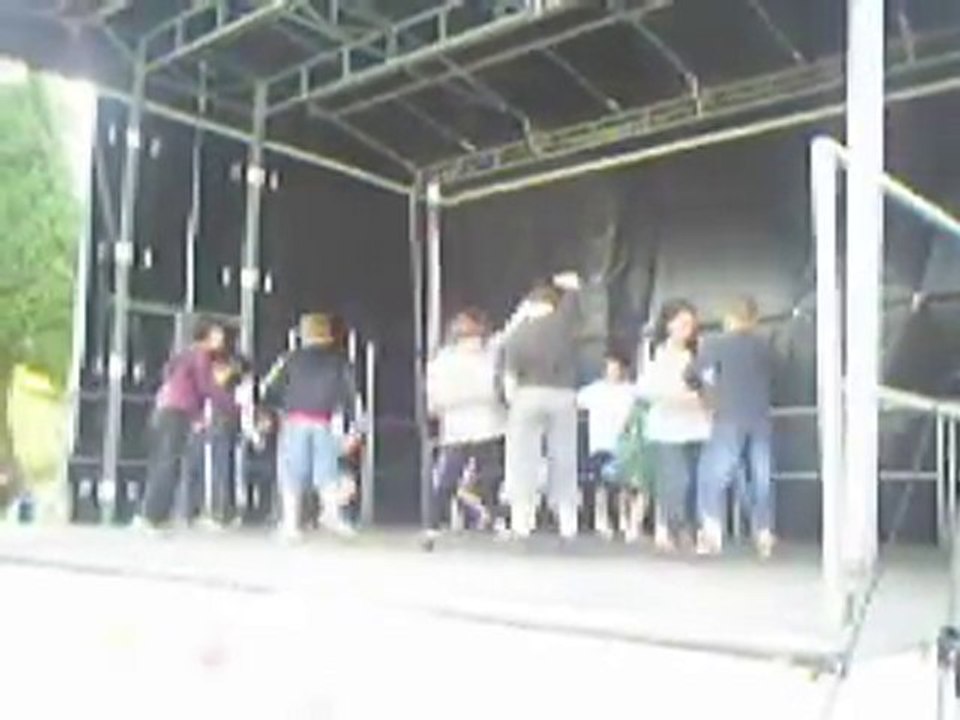 Danse, Lola, Kermesse de l'école, 6 Juin 2010