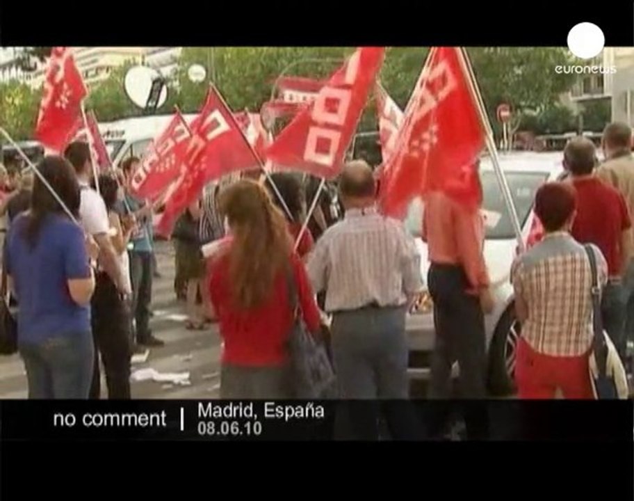 Spanish public workers strike over salary cuts - no comment