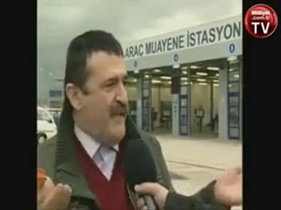 Araç Muayene istasyonundaki sinirli Abimiz (bunu kesin izle)
