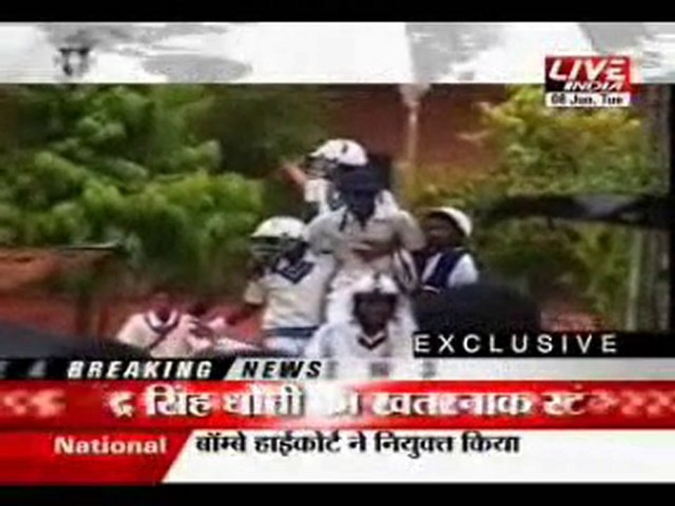 Stuntman Dhoni