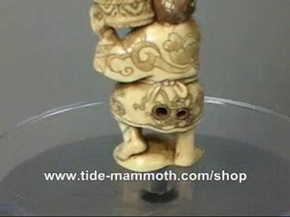 Mammoth Ivory Figurine Netsuke Fish Hawker H1237