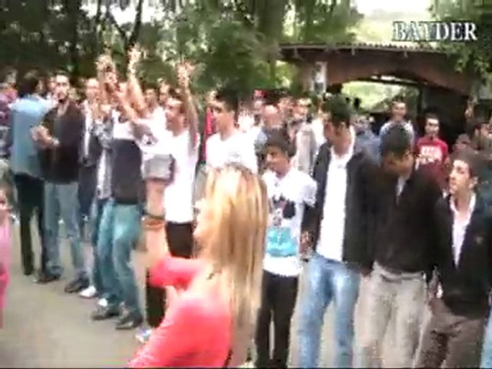 Ebru Tanrıkulu - BAYDERR Piknik Şöleni 2010