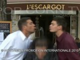 Caméra cachée : Juste un baiser !