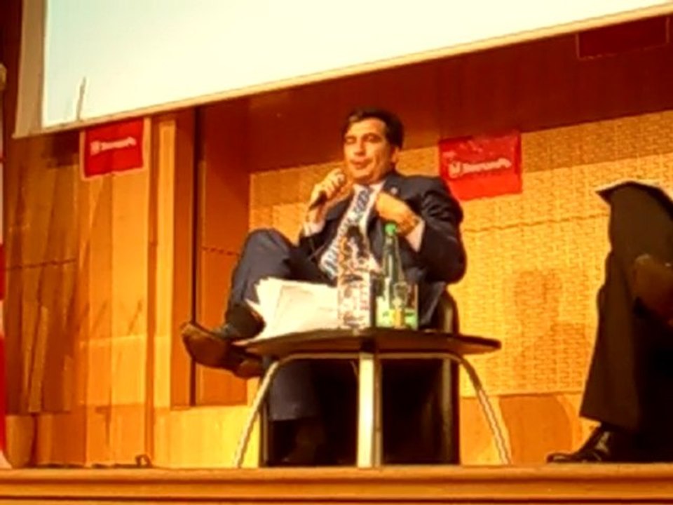 conférence sciences po_saakashvili-05