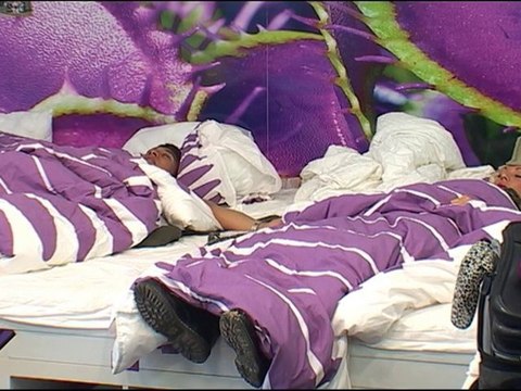 Flo avoue à Cindy : J'aime tout chez JC !