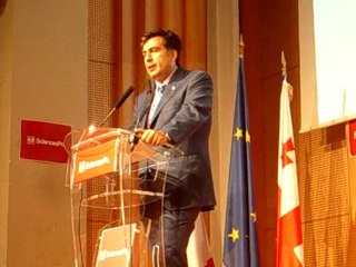 conférence sciences po_saakashvili-03