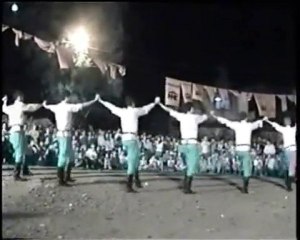 sen yıldız ol ben yumruk