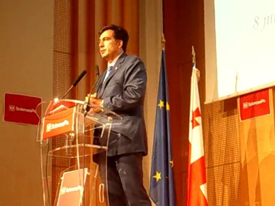 conférence sciences po_saakashvili-02