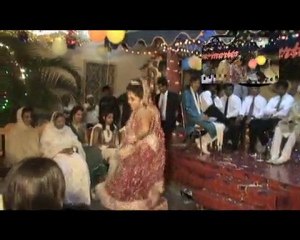 Bollywood Anarkali Dance Mariage Shaina