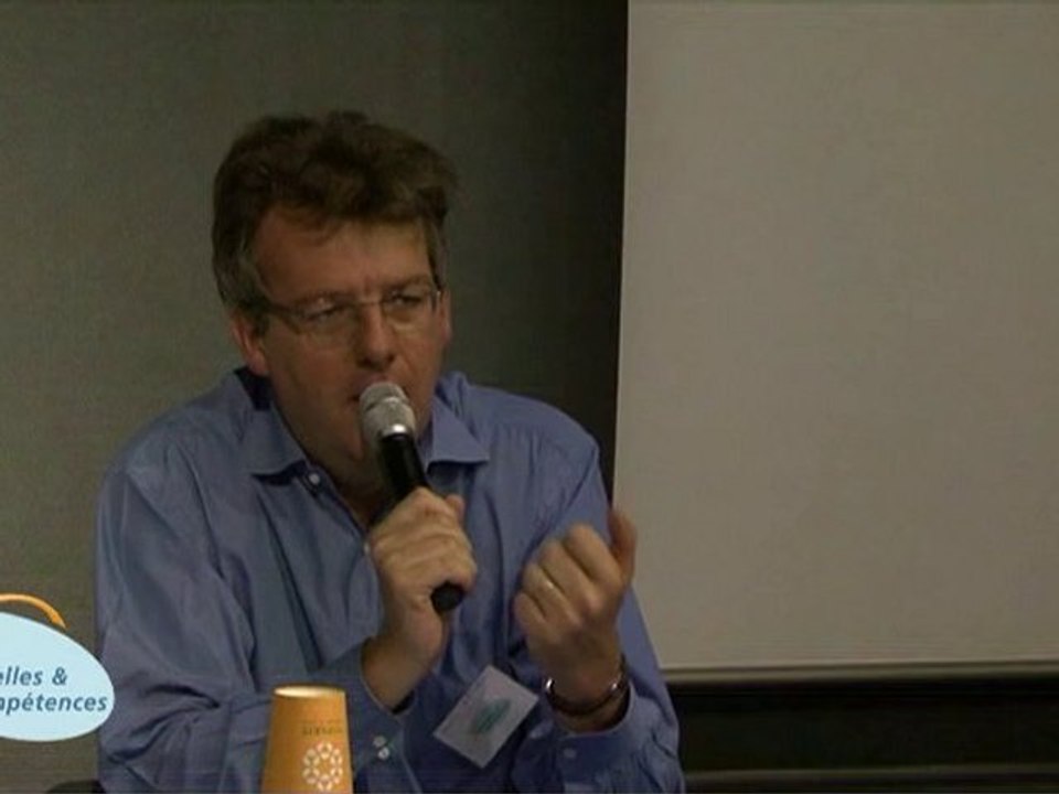 Salon des solidarités 1