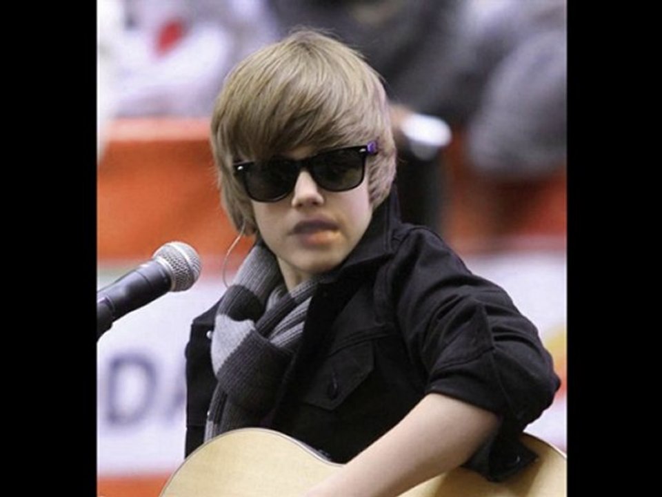 justin bieber sings family guys cowboy butt sex