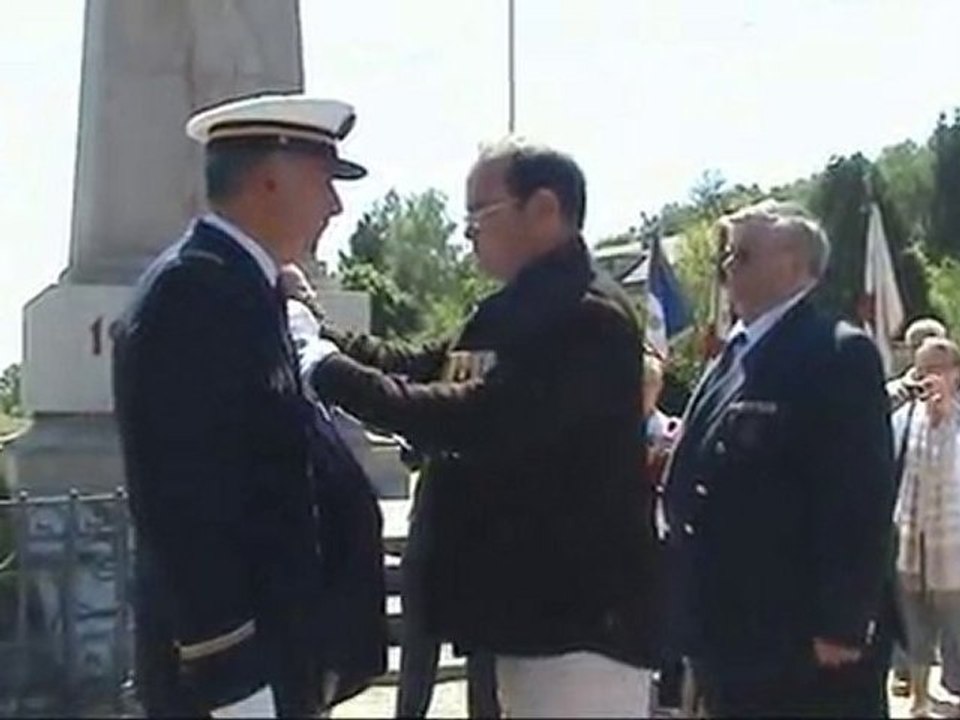J M Passe Remise décoration "Défense Nationale Argent"