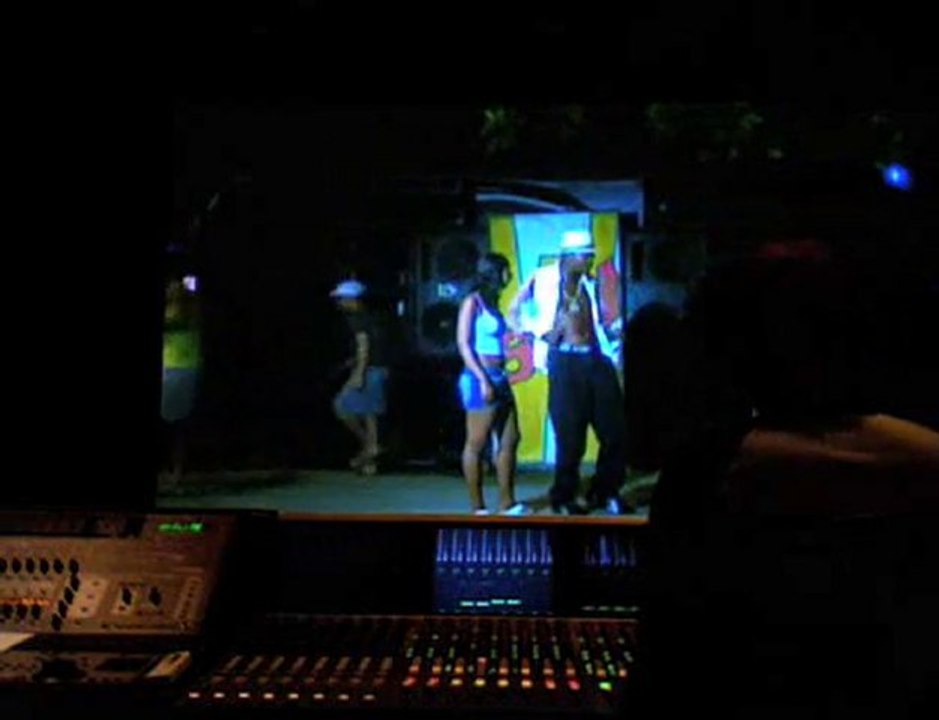 Favela On Blast - Mixing part 1