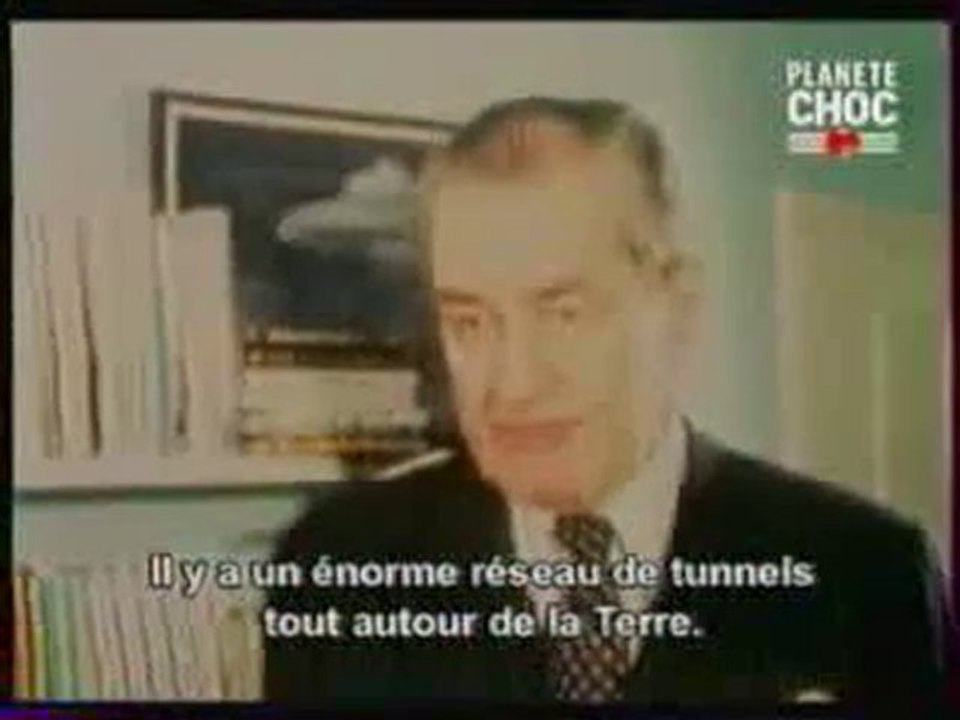 LA TERRE CREUSE.mpeg