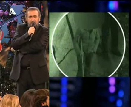 flics grecs = gros casseurs + amorceurs d'émeutes