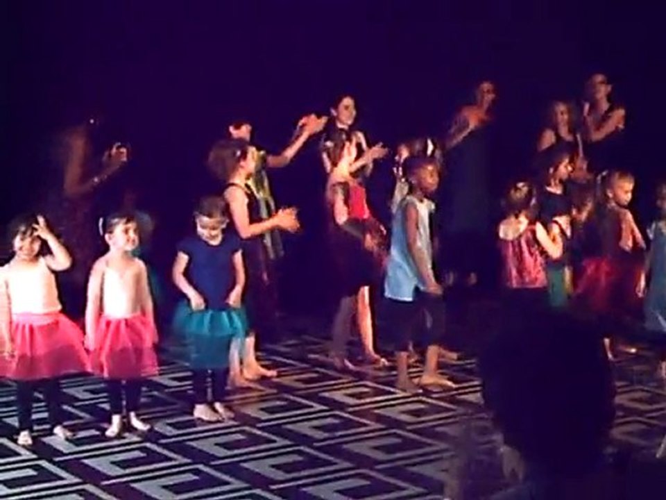 spectacle de danse de Miya (2010), final