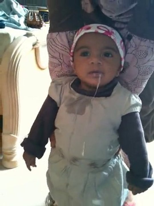 SA C MA NIENSSE CHALOM TRO BELLE CETE FILLE ELLE VIEN DU PEY