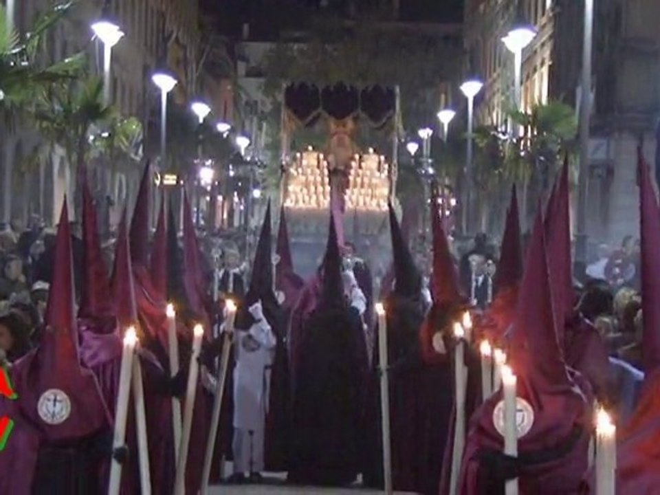 VIRGEN DE LA CARIDAD SALIENDO DE C.O.HUELVA 2010