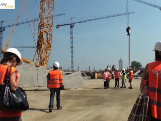 Montaż rygli pod trybuny na stadionie. Wrocław Euro 2012