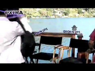 Canlı yayını yılanlar bastı!