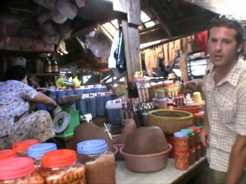 Viaje a Camboya 48 - El mercado de Kampot y la pimienta