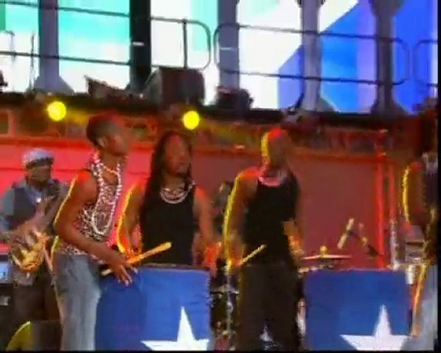 World Cup Concert - K'naan - Wavin' Flag