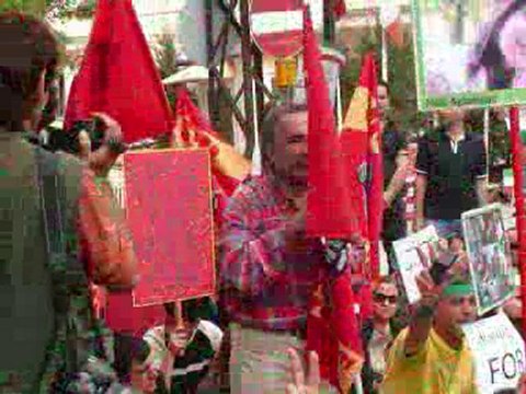 تظاهرات ایرانیان در مقابل سفارت در آنکارا 22 خرداد 89