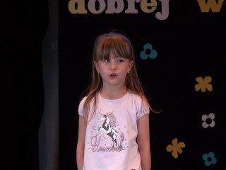 Urszula Dzierżanowska recytuje wiersz pt. "Przyjęcie"