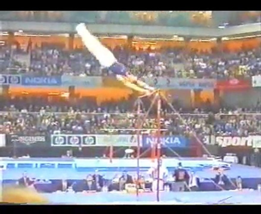 Gymnastics - 2002 World Championships -EF-High Bar-Guille