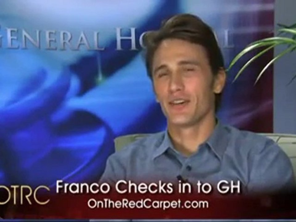 On The Red Carpet interviews Michael Welch