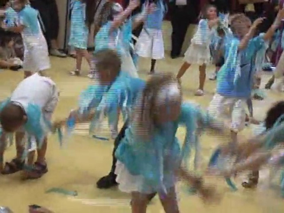 Kermesse 2010 partie 2 école maternelle Perdiguier Morières