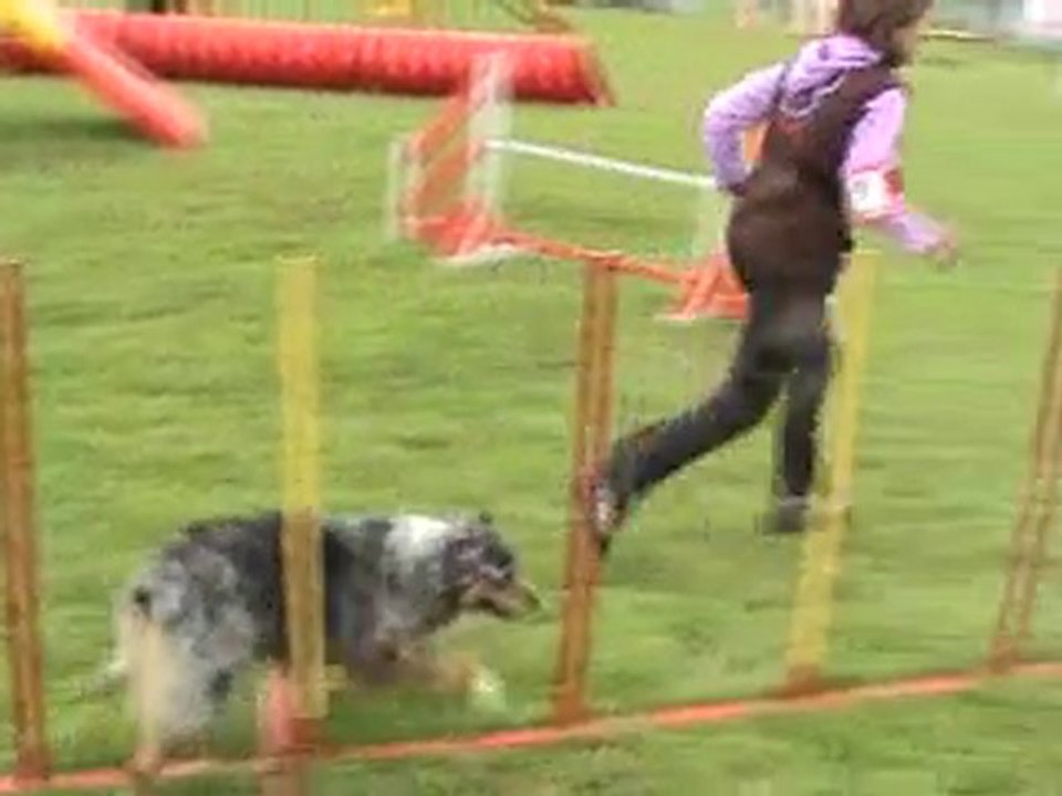 2010_05_30 Douchka concours Agility Thoiry