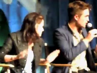 Rob Kristen & Taylor Tutulma Konferansında Vid5