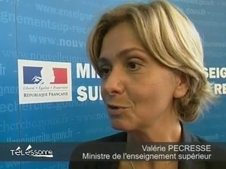 Synchrotron Soleil et CNRS signent un accord de coopération